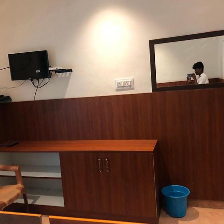 Hotel Thilak Tuticorin Exterior photo