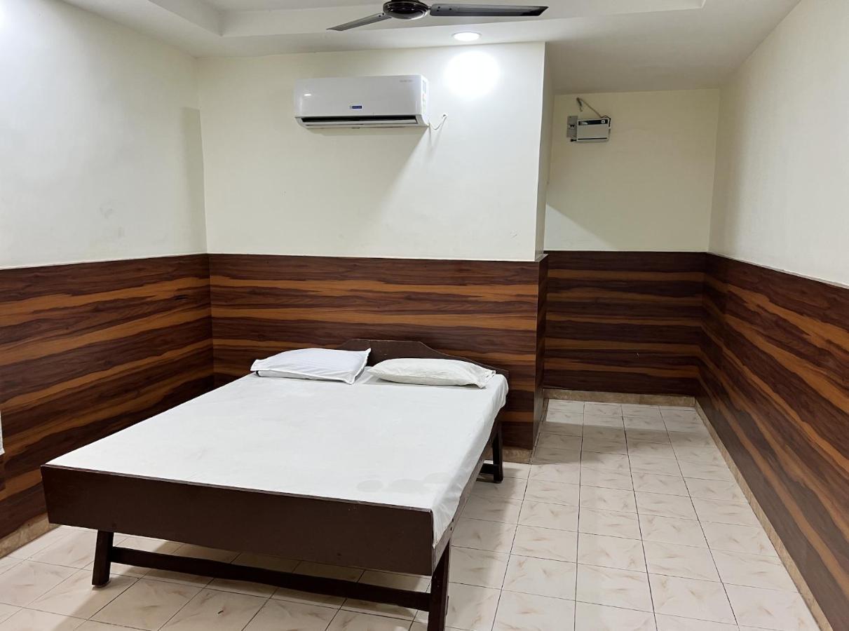 Hotel Thilak Tuticorin Exterior photo