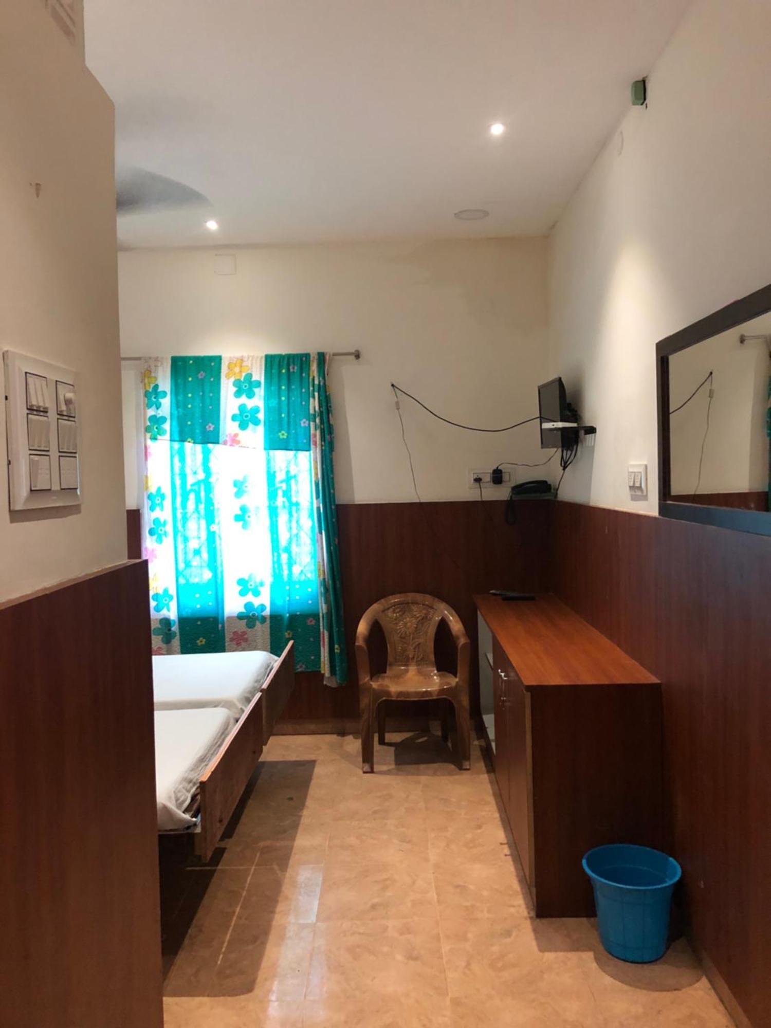 Hotel Thilak Tuticorin Exterior photo